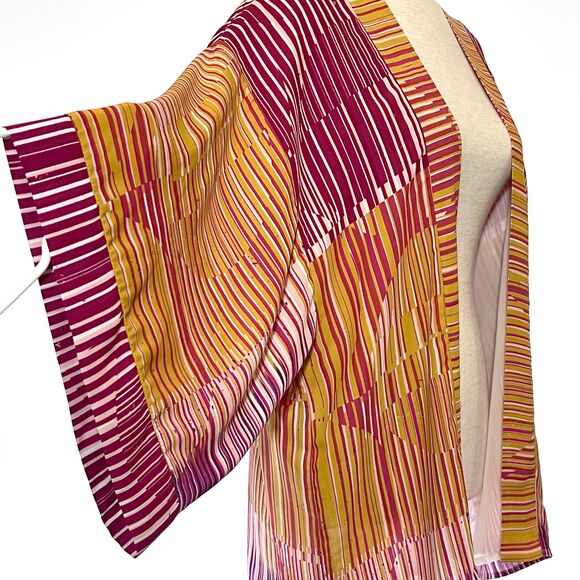 CAbi Medium Orange Pink Geo Print Kimono Jacket - Picture 5 of 8